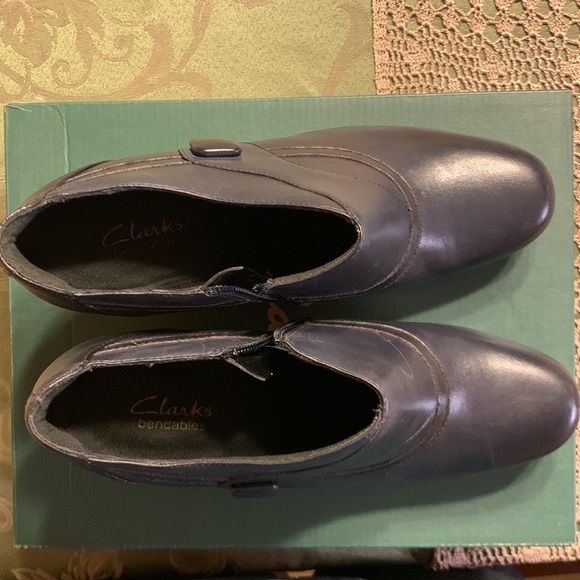 Booties - Picture 6 of 8